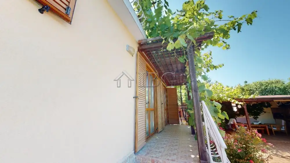 House 264m² in Bulgaria, Burgas. Priced at 385000€ rent photo-16