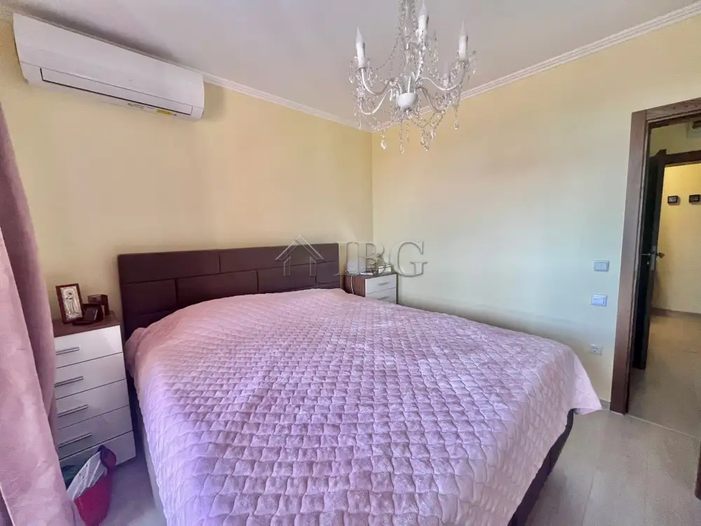 Flat 95m² in Bulgaria, Ravda. Priced at 135000€ rent photo-6