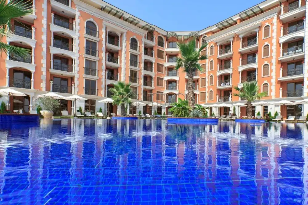 Flat 95m² in Bulgaria, Ravda. Priced at 135000€ rent photo-11