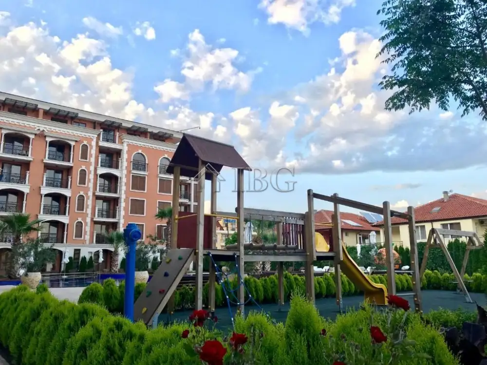 Flat 95m² in Bulgaria, Ravda. Priced at 135000€ rent photo-17