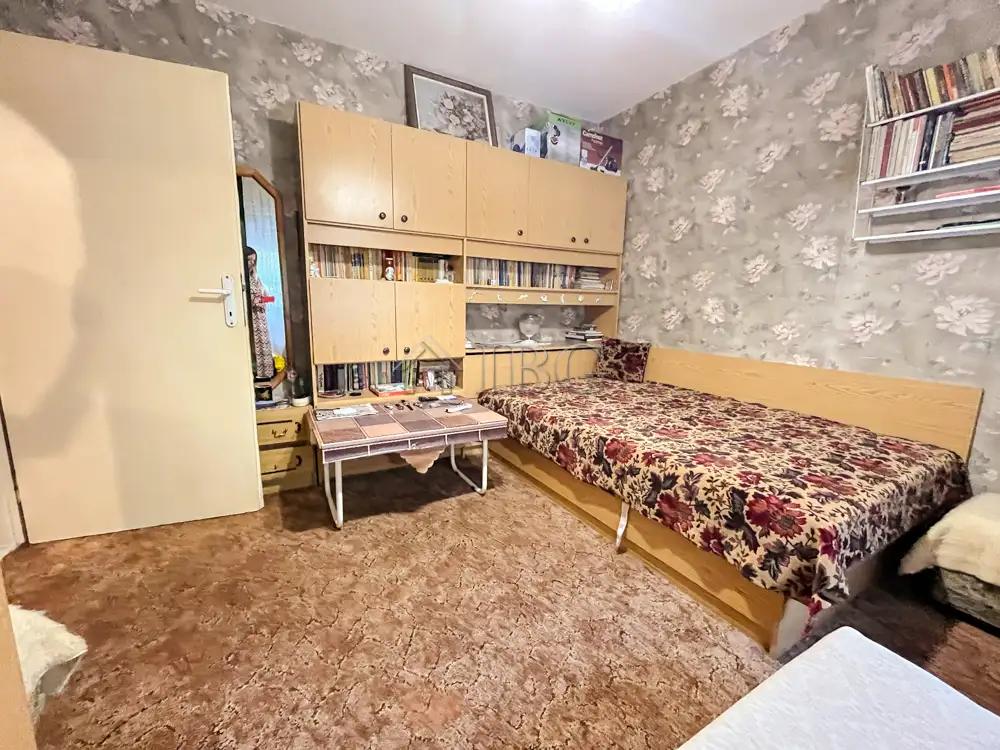 Flat 77m² in Bulgaria, Ruse. Priced at 89990€ rent photo-16