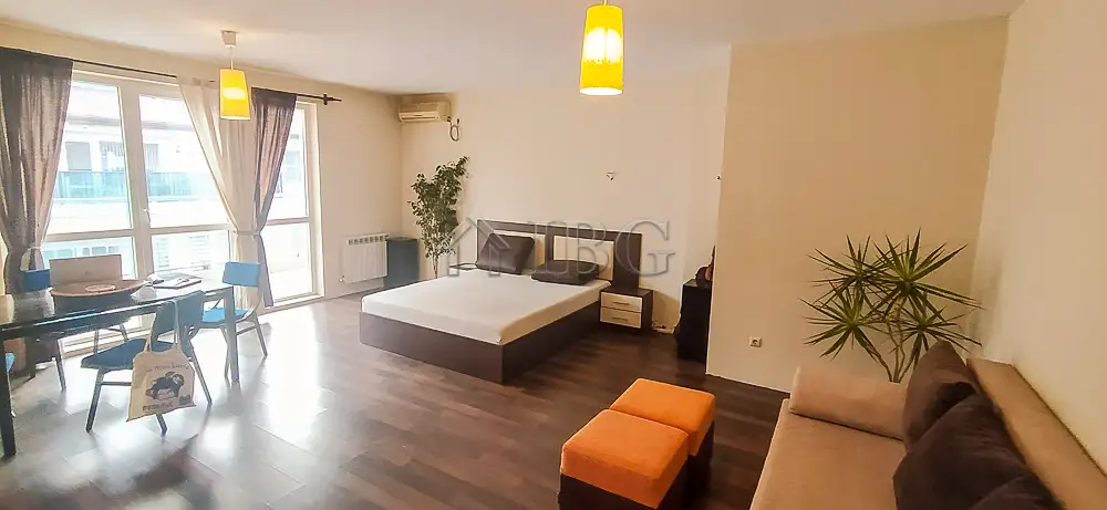 Flat 92m² in Bulgaria, Ruse. Priced at 122000€ rent photo-7