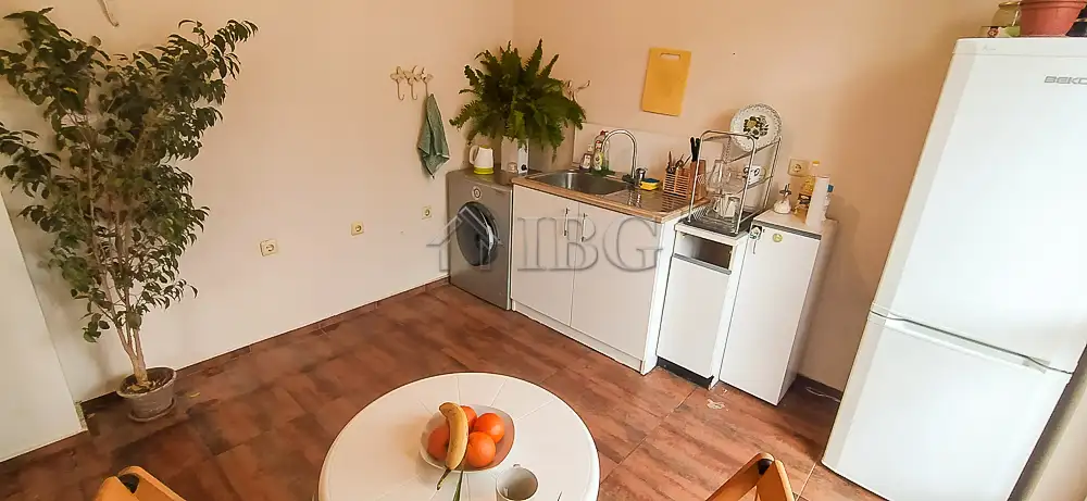 Flat 92m² in Bulgaria, Ruse. Priced at 122000€ rent photo-13