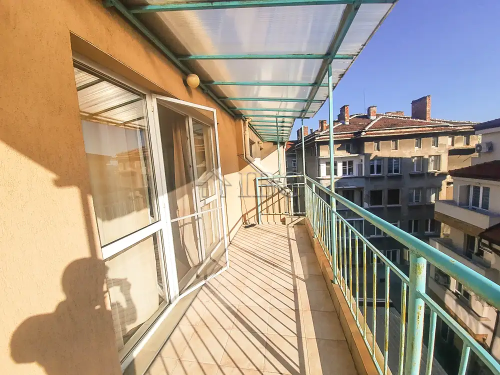 Flat 92m² in Bulgaria, Ruse. Priced at 122000€ rent photo-14