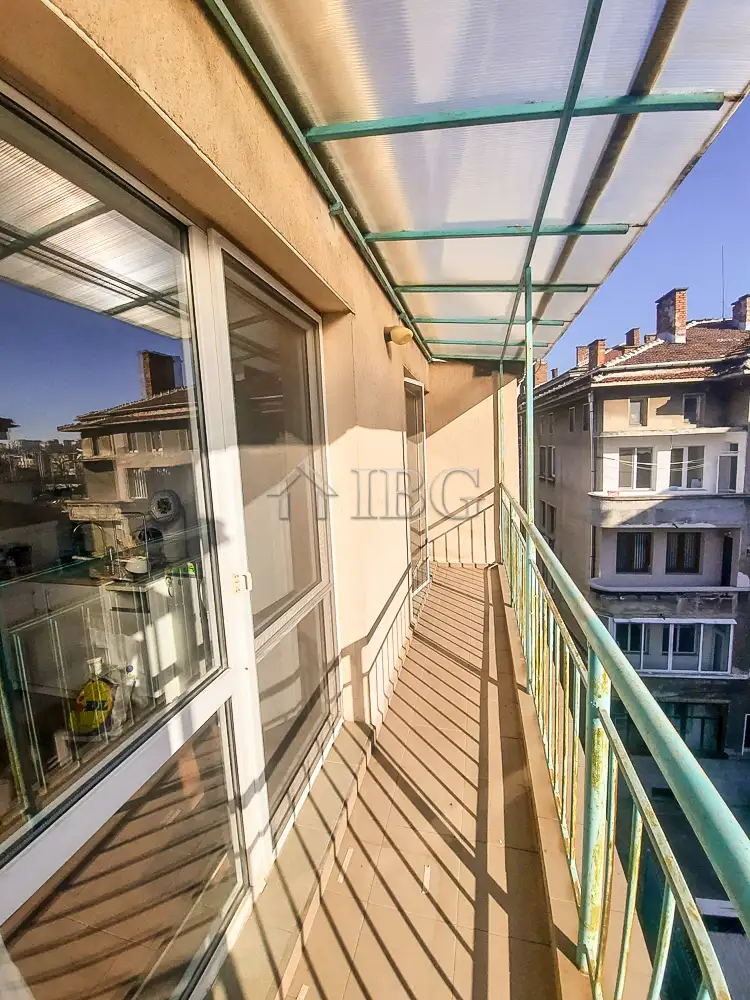 Flat 92m² in Bulgaria, Ruse. Priced at 122000€ rent photo-15