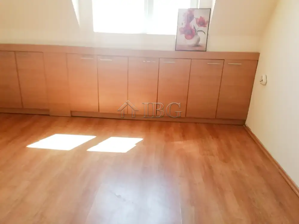 Flat 64m² in Bulgaria, Ruse. Priced at 49999€ rent photo-2