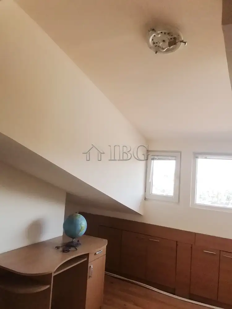 Flat 64m² in Bulgaria, Ruse. Priced at 49999€ rent photo-13