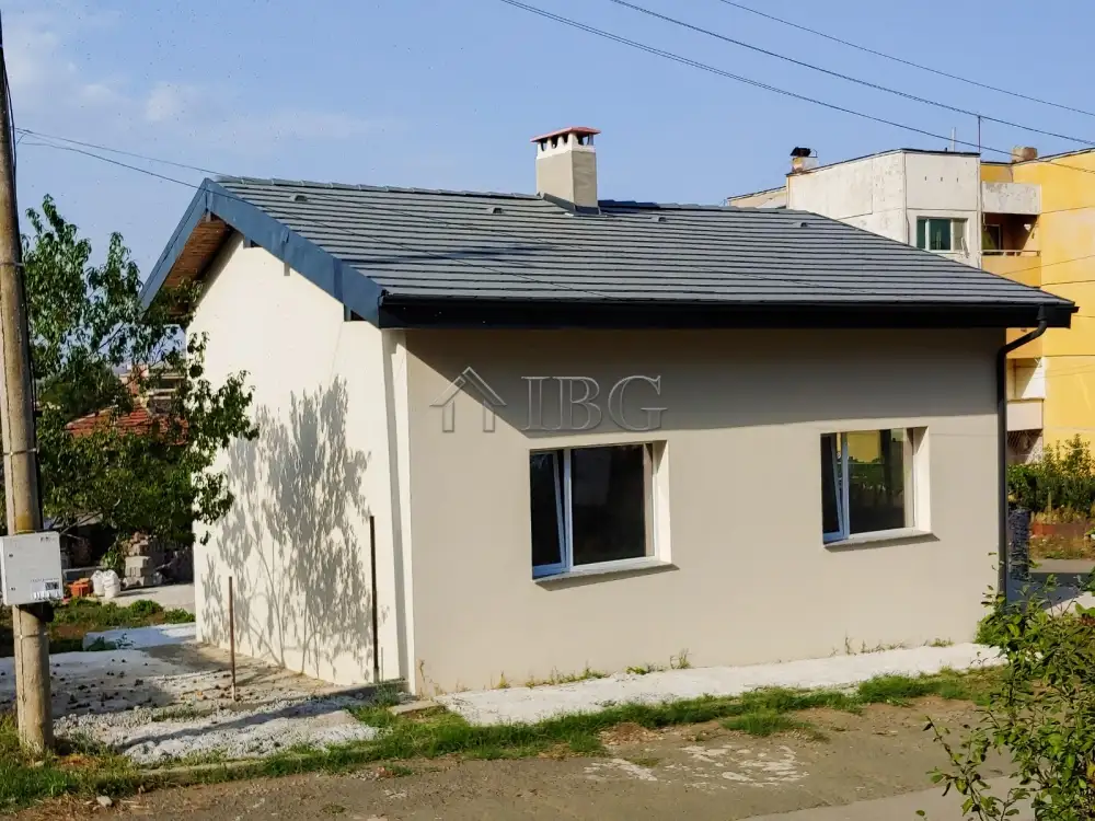 House 77m² in Bulgaria, Sredets. Priced at 130000€ rent photo-2