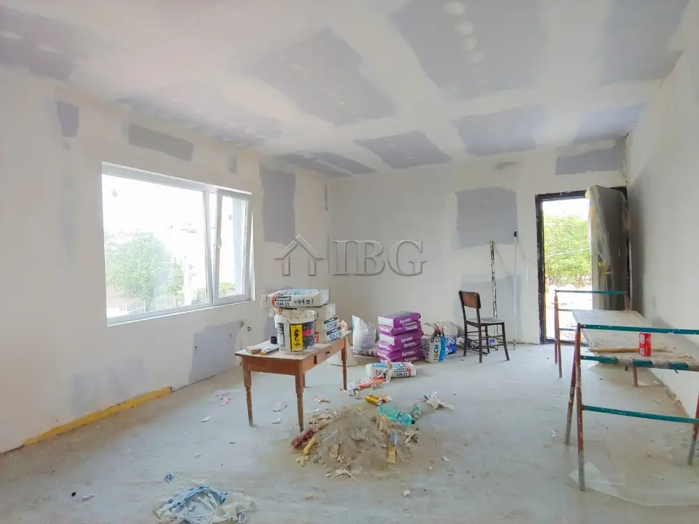 House 77m² in Bulgaria, Sredets. Priced at 130000€ rent photo-4