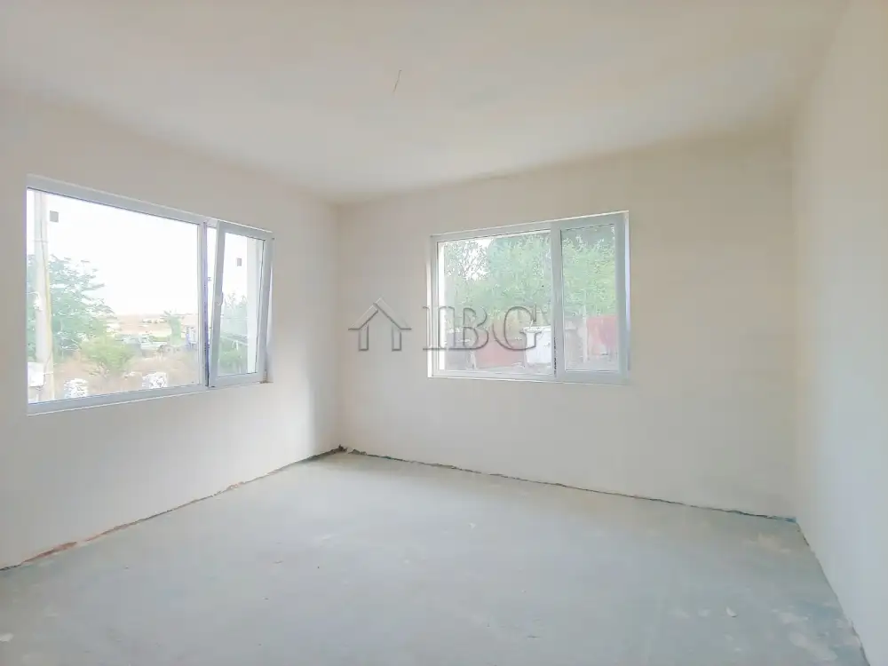 House 77m² in Bulgaria, Sredets. Priced at 130000€ rent photo-7