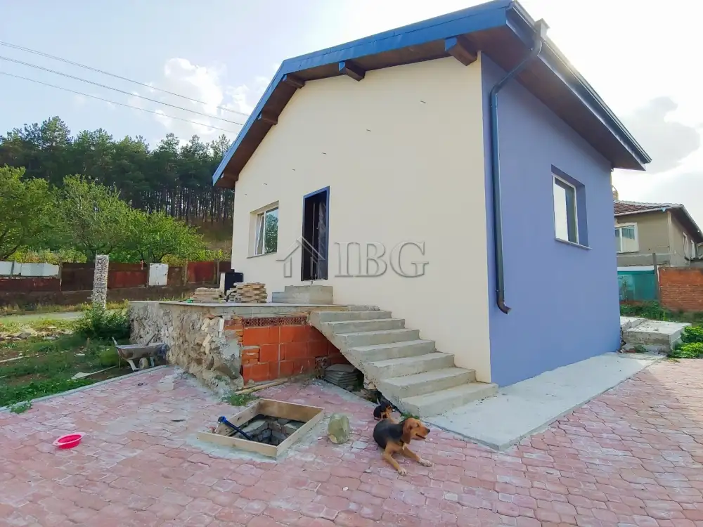 House 77m² in Bulgaria, Sredets. Priced at 130000€ rent photo-9