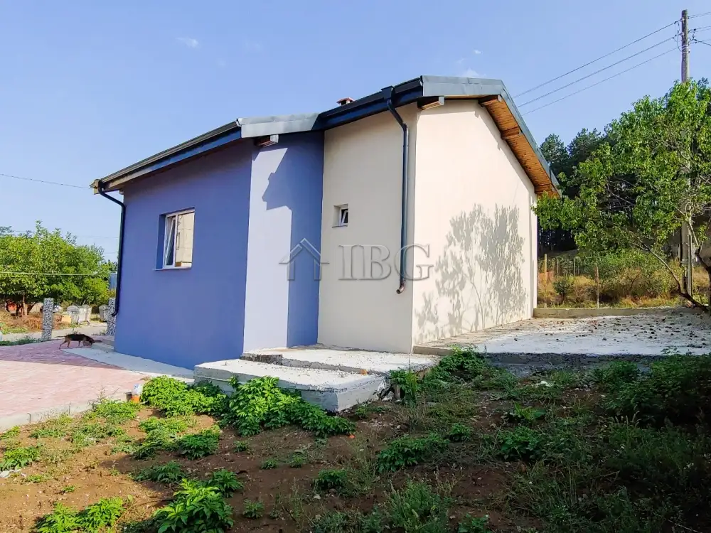 House 77m² in Bulgaria, Sredets. Priced at 130000€ rent photo-11