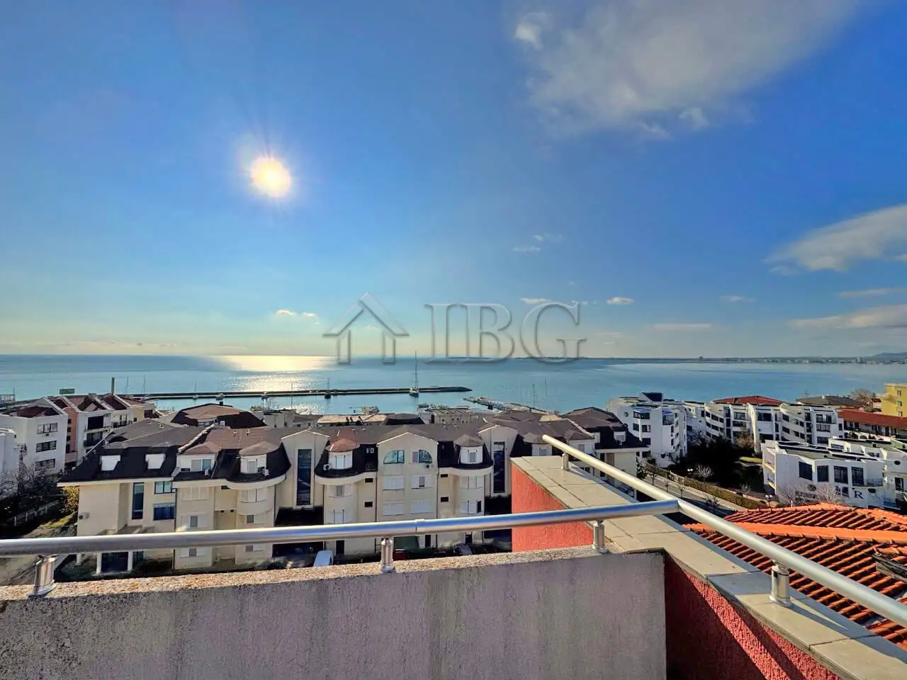 Flat 97m² in Bulgaria, Sveti Vlas. Priced at 165000€ rent photo-1