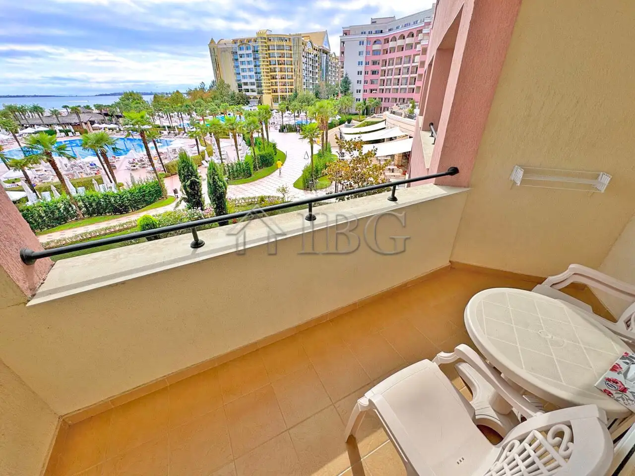 Flat 50m² in Bulgaria, Sunny Beach. Priced at 75500€ rent photo-3