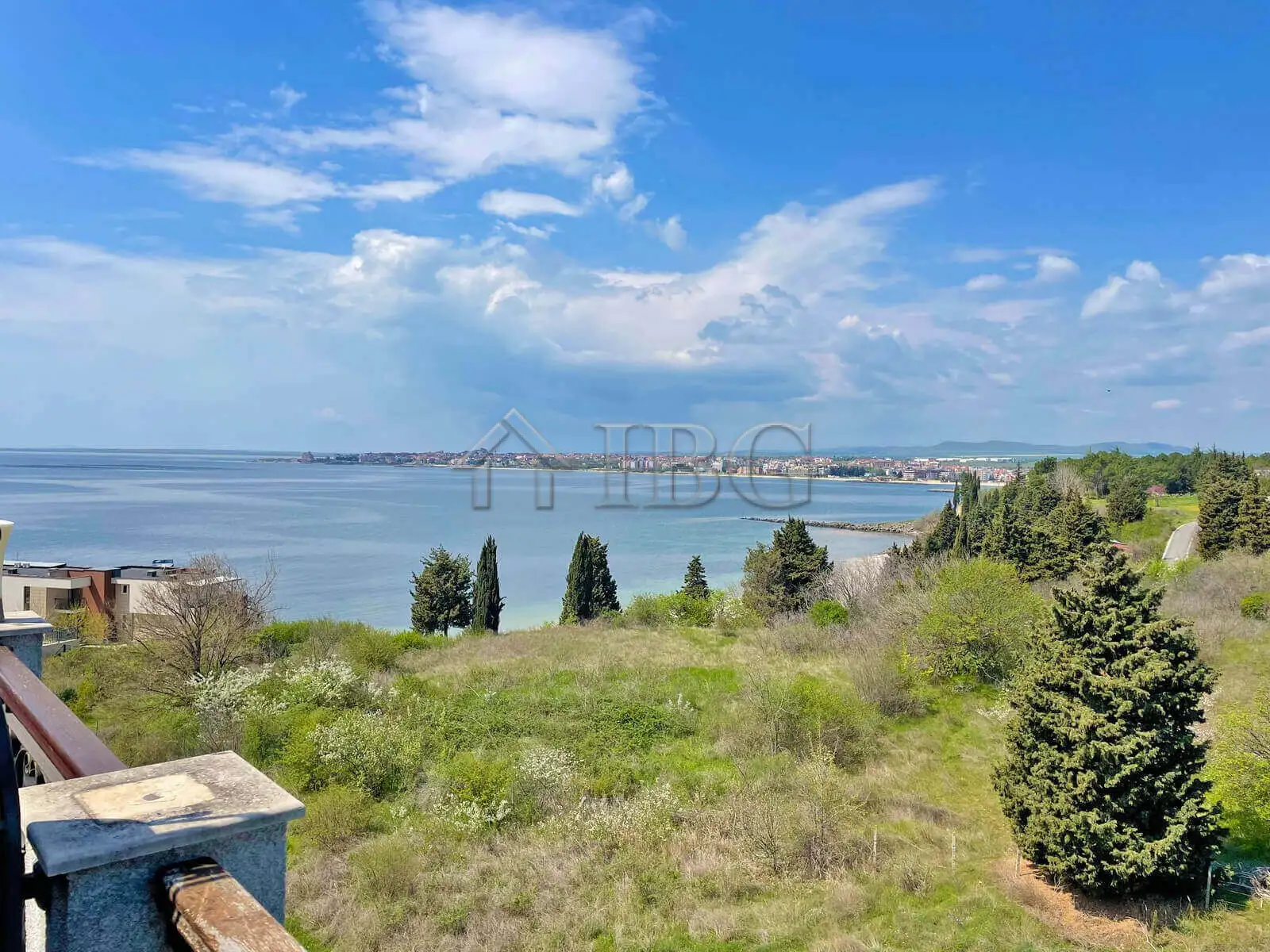 Flat 90m² in Bulgaria, Nesebar. Priced at 119900€ rent photo-2