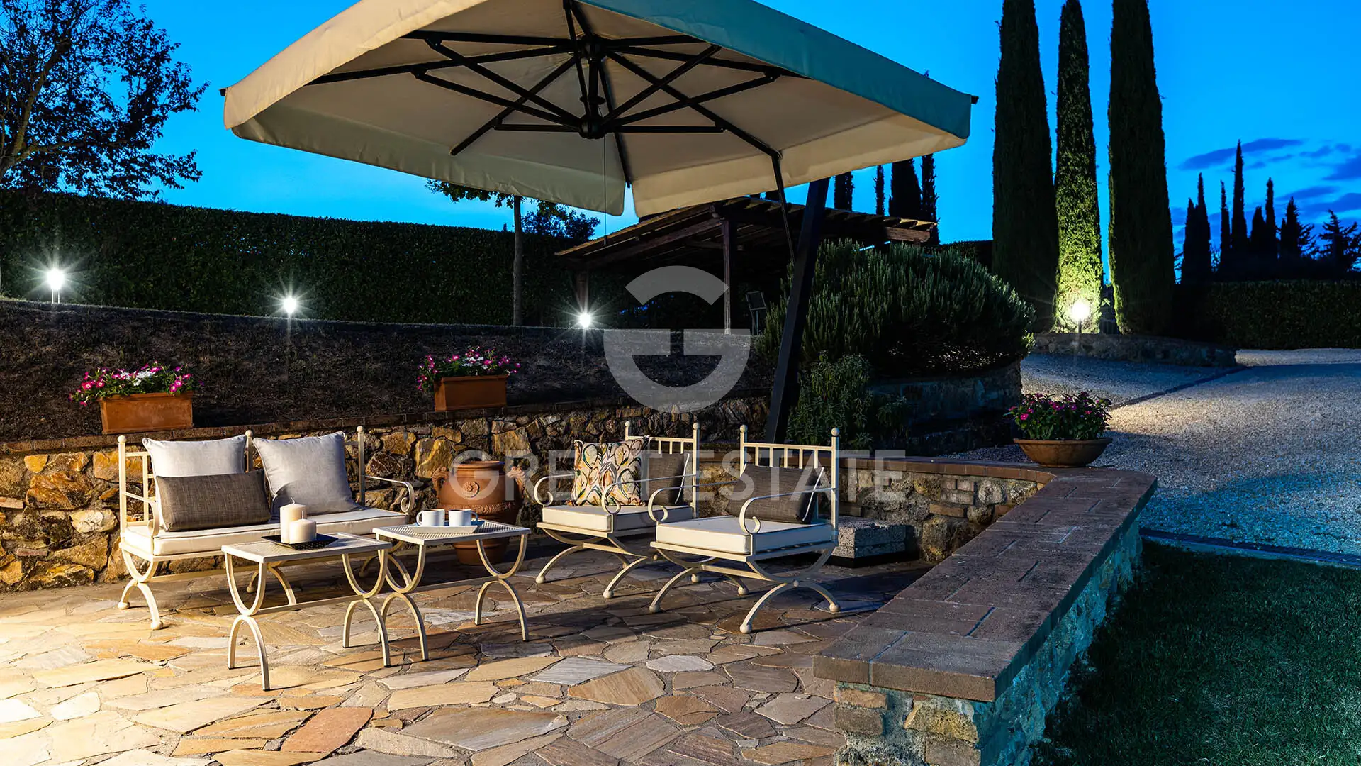 House 189m² in Italy, Siena. Priced at 950000€ rent photo-10