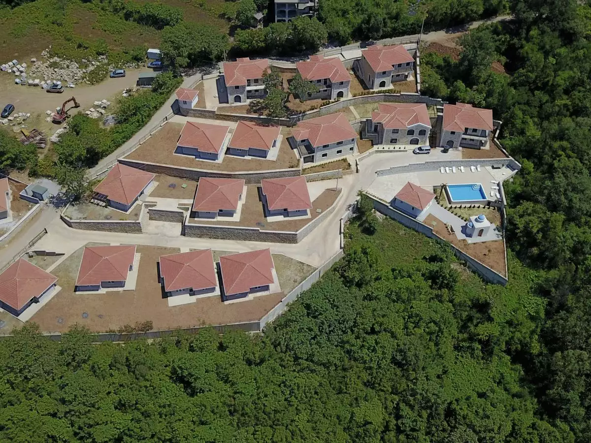 Land 1m² in Italy, Barga. Priced at 675000€ rent photo-18