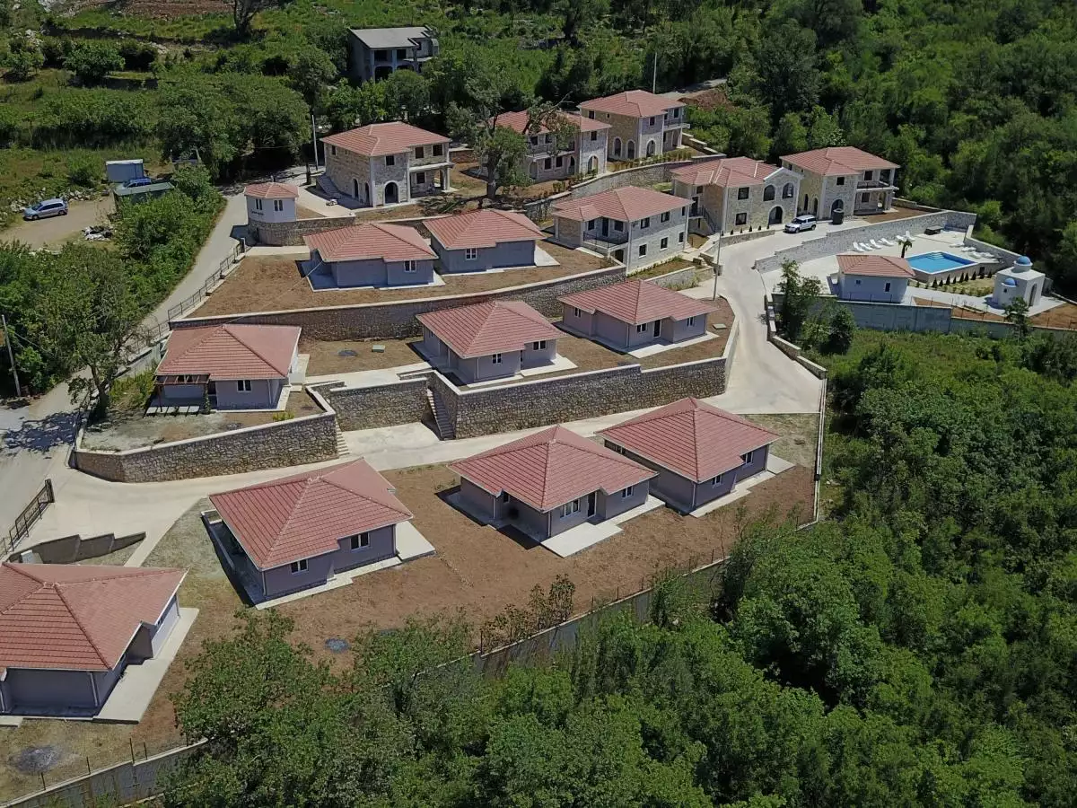 Land 1m² in Italy, Barga. Priced at 675000€ rent photo-20