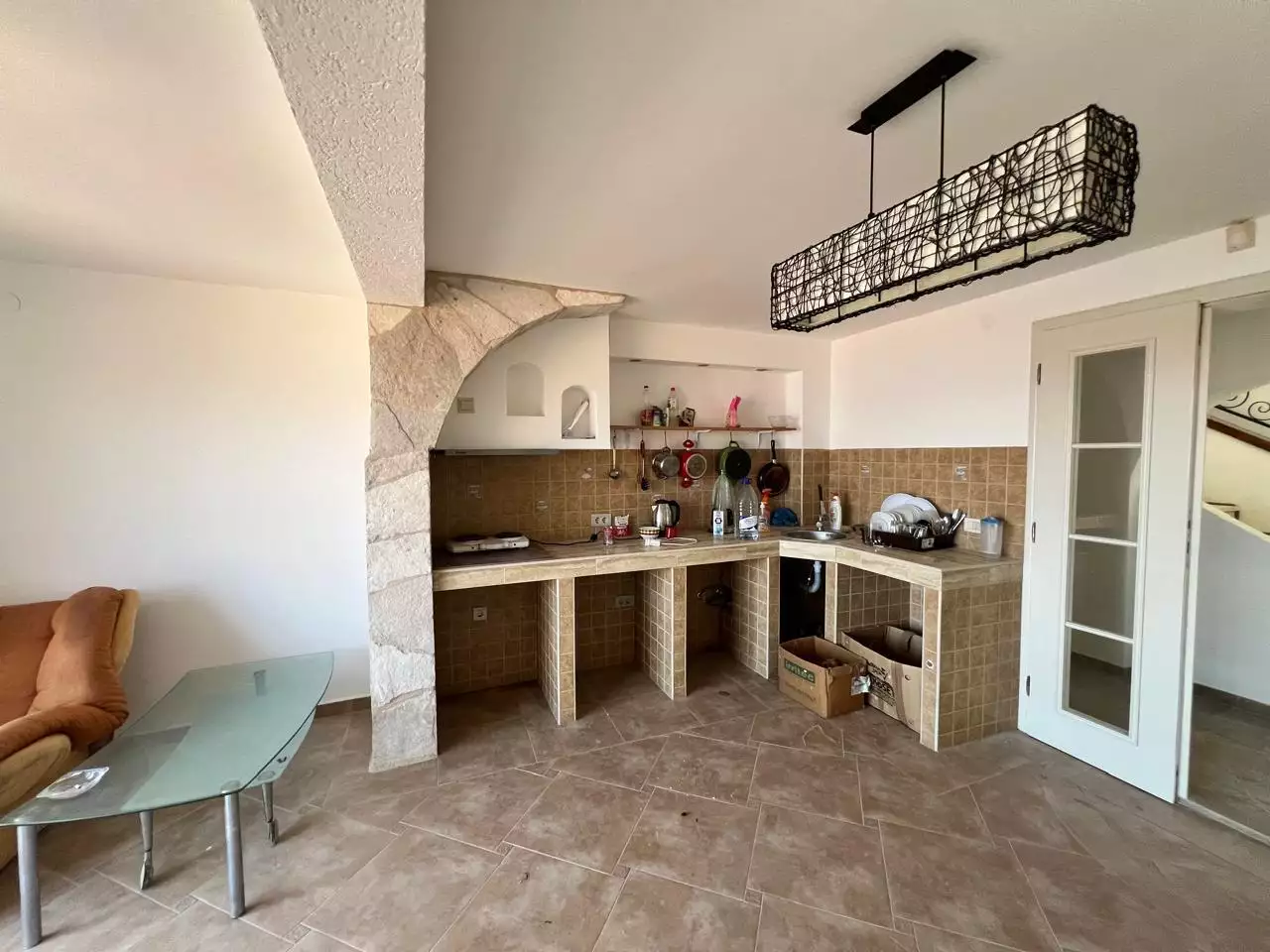House 337m² in Montenegro, Becici. Priced at 430000€ rent photo-13