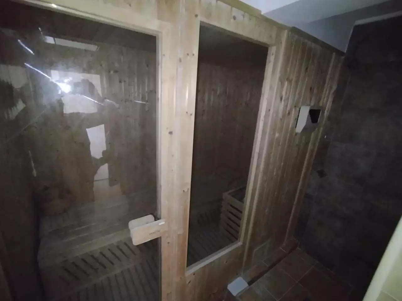 House 337m² in Montenegro, Becici. Priced at 430000€ rent photo-34