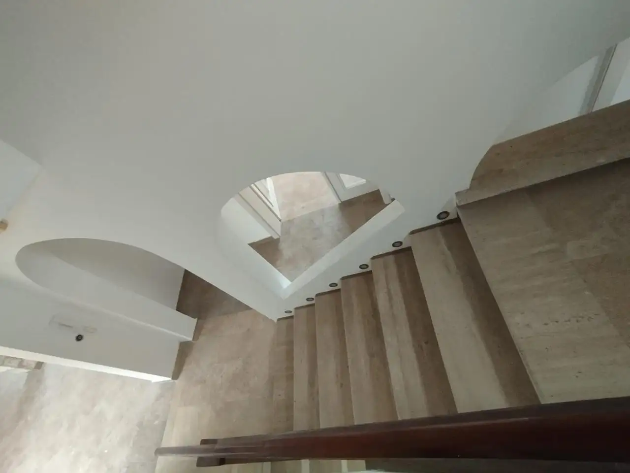 House 337m² in Montenegro, Becici. Priced at 430000€ rent photo-18