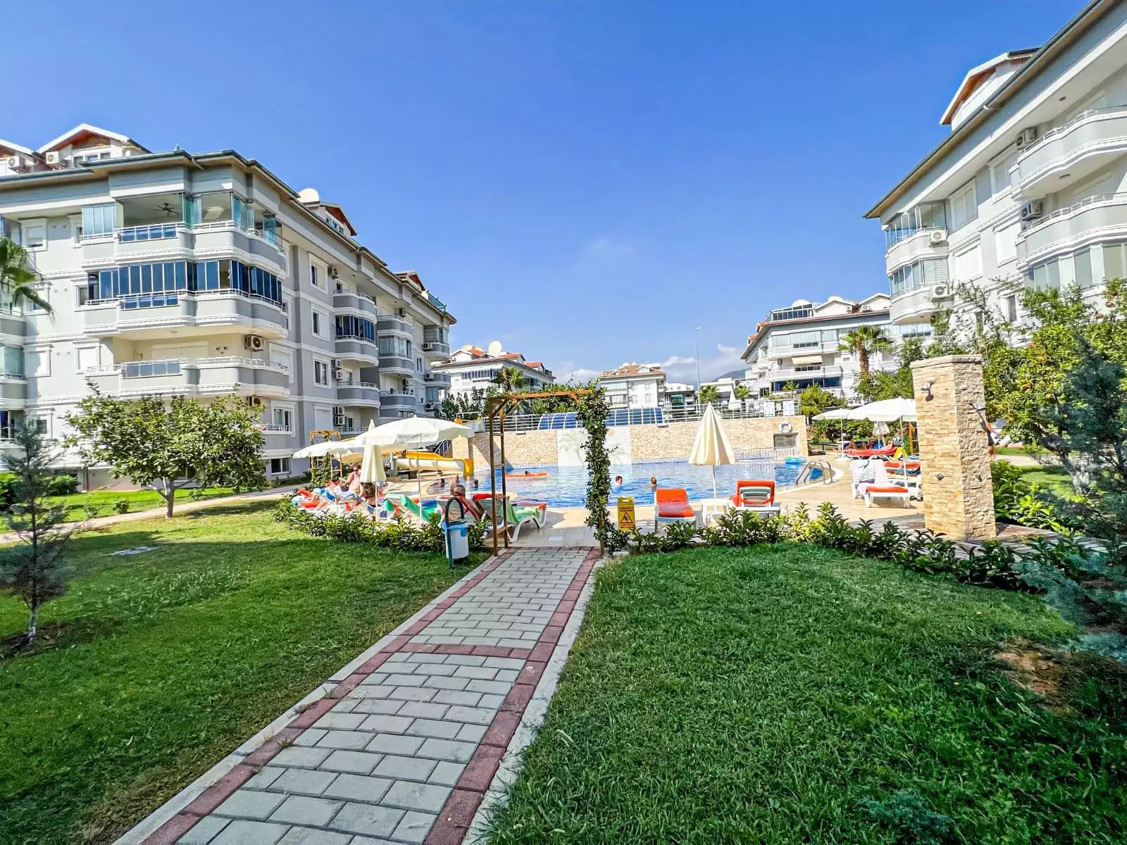 Flat 120m² in Turkey, Oba. Priced at 159500€ rent photo-16