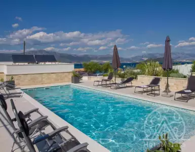 Buy in Croatia for 1700000€