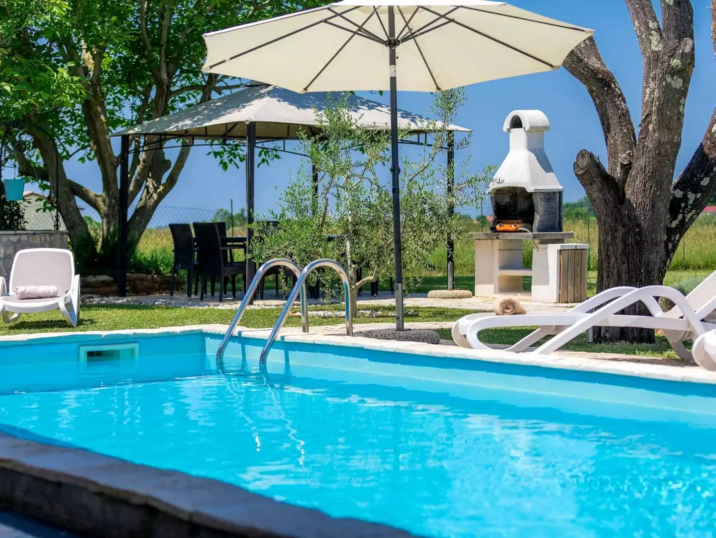 Villa 382m² in Croatia, Buje. Priced at 780000€ rent photo-6
