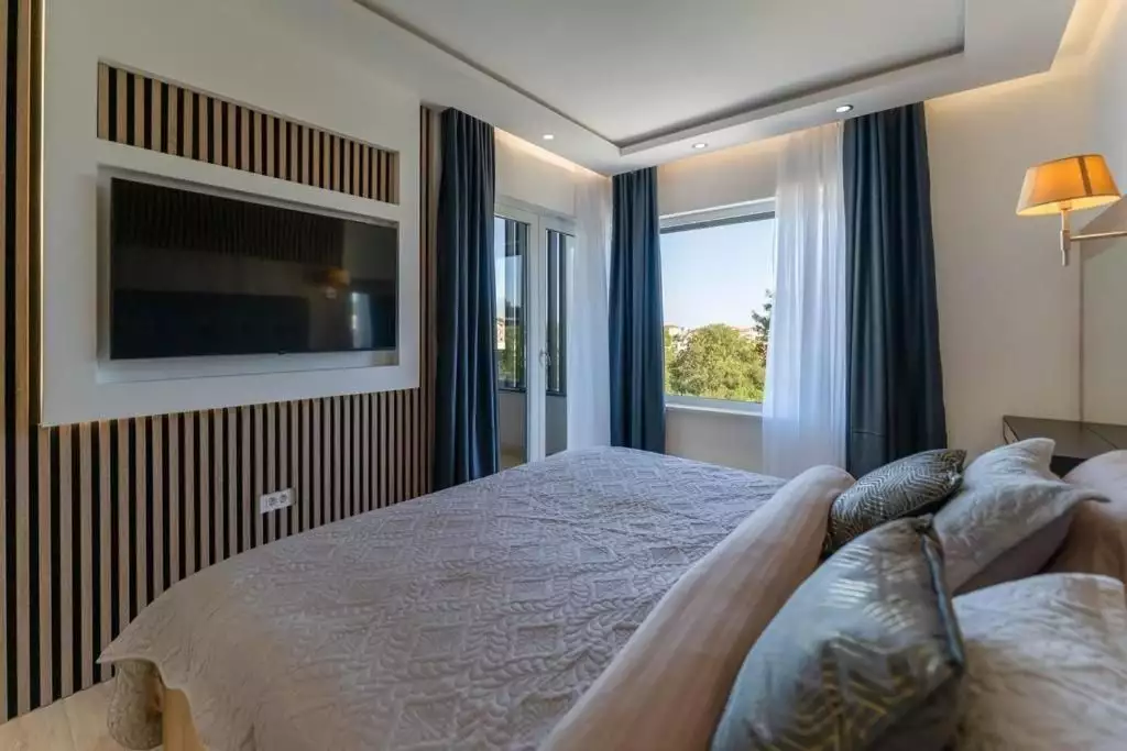 Villa 175m² in Croatia, Medulin. Priced at 690000€ rent photo-16