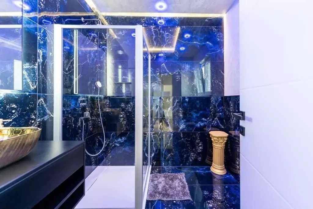 Villa 175m² in Croatia, Medulin. Priced at 690000€ rent photo-17