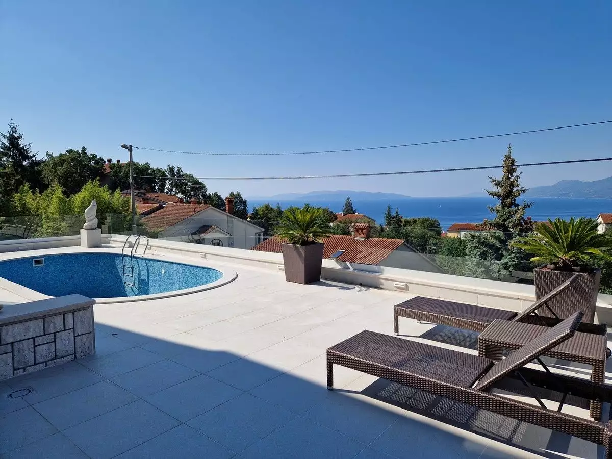 Villa 750m² in Croatia, Rijeka. Priced at 2950000€ rent photo-1
