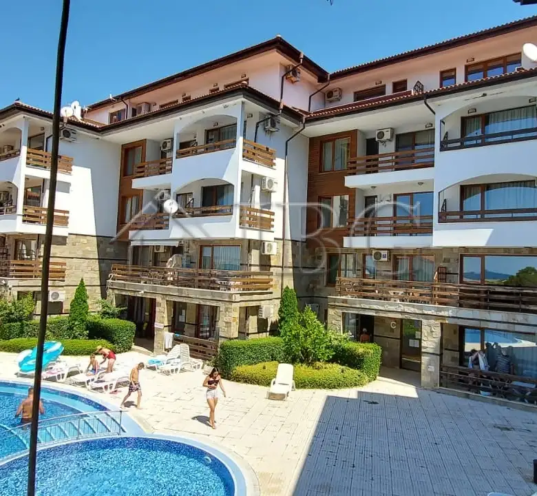 Flat 87m² in Bulgaria, Elenite. Priced at 124000€ rent photo-5