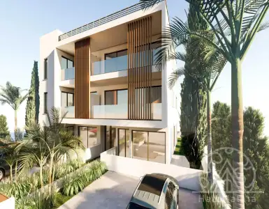 Buy in Cyprus for 323400€