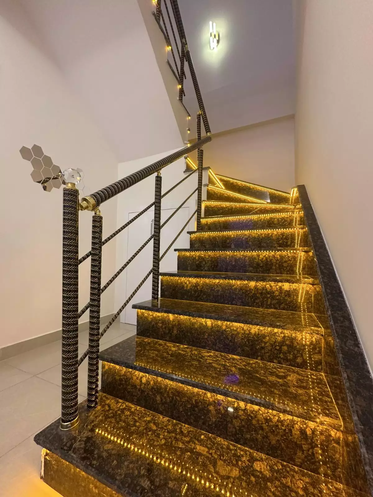Penthouse 110m² in Turkey, Mahmutlar. Priced at 181500€ rent photo-5