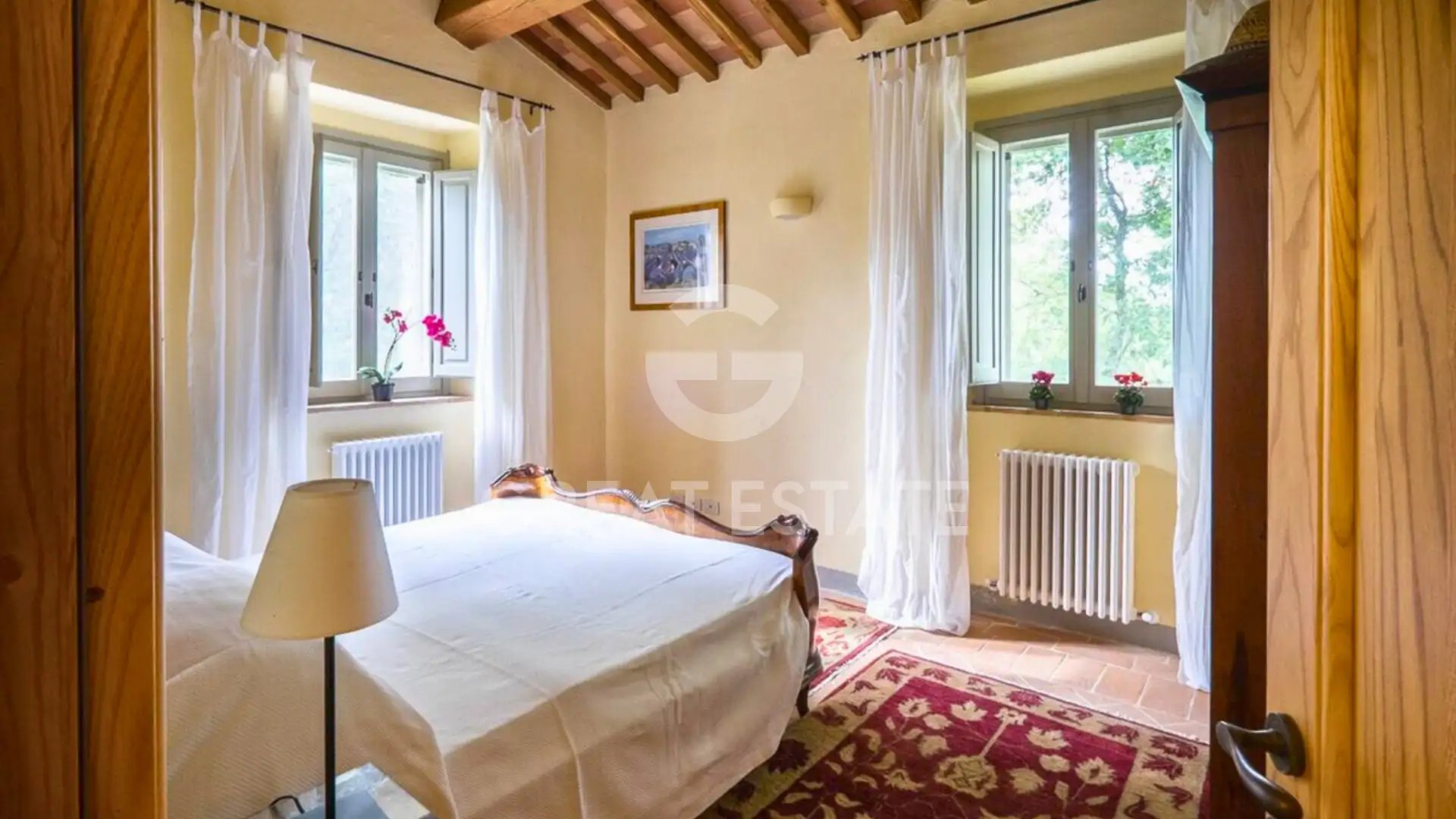 House 417m² in Italy, Perugia. Priced at 875000€ rent photo-12