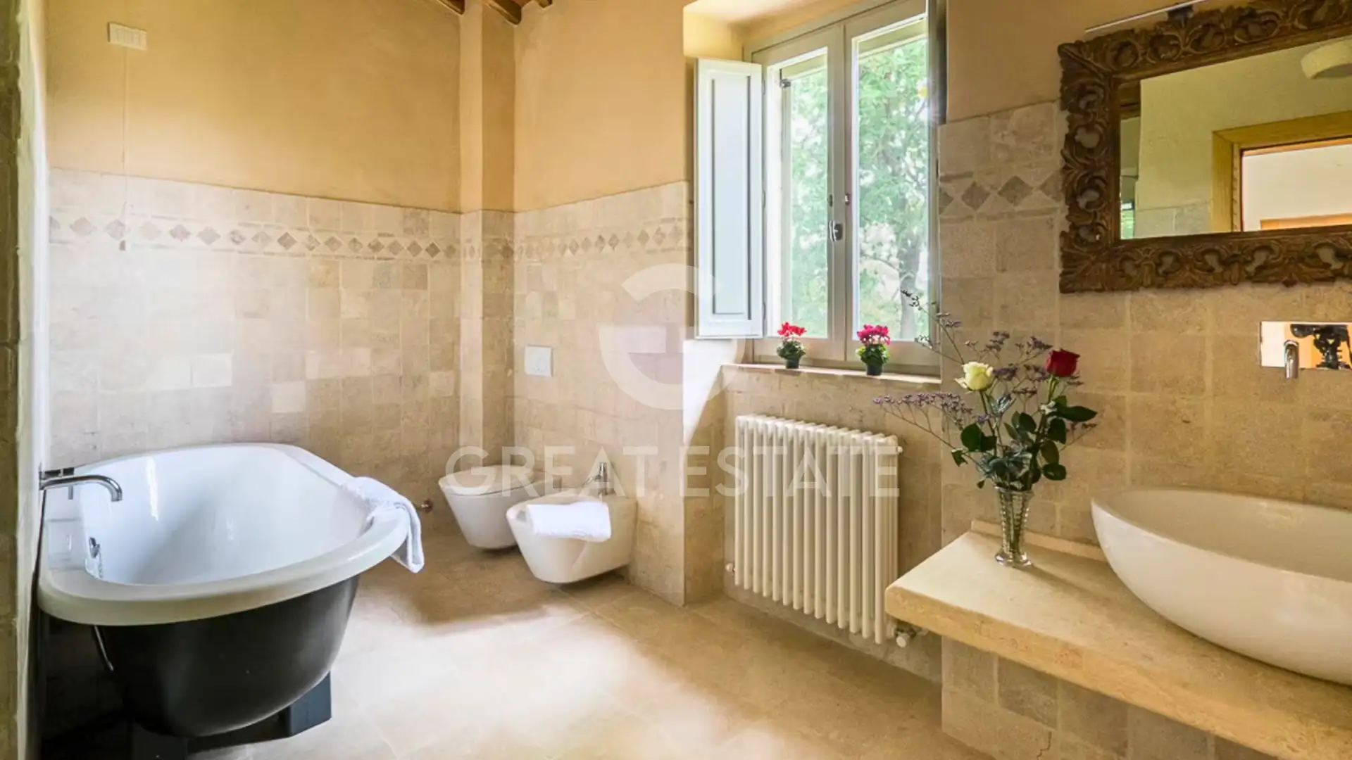 House 417m² in Italy, Perugia. Priced at 875000€ rent photo-13