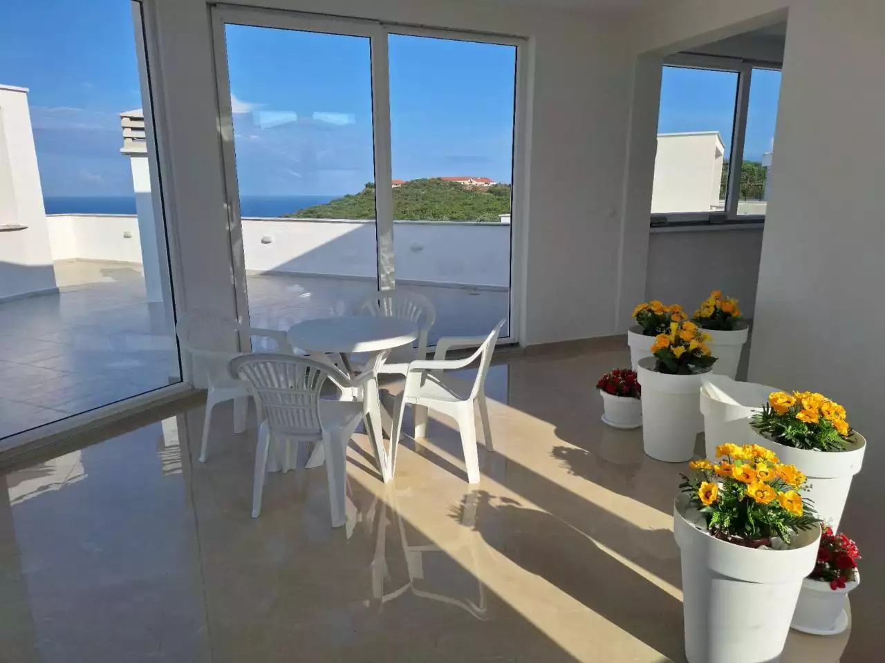 House 454m² in Montenegro, Krasici. Priced at 350000€ rent photo-15