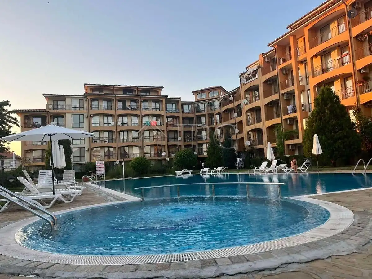 Flat 50m² in Bulgaria, Aheloy. Priced at 47000€ rent photo-1