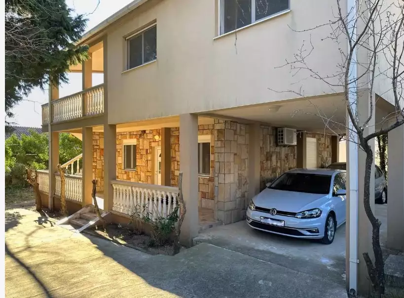 House 150m² in Montenegro, Sutomore. Priced at 220000€ rent photo-4