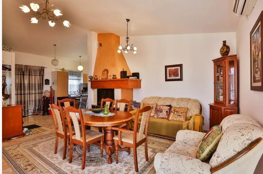 House 128m² in Montenegro, Sutomore. Priced at 195000€ rent photo-12