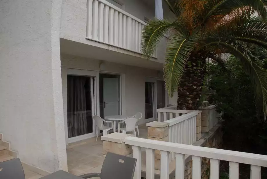 Villa 200m² in Croatia, Nemira. Priced at 1100000€ rent photo-6