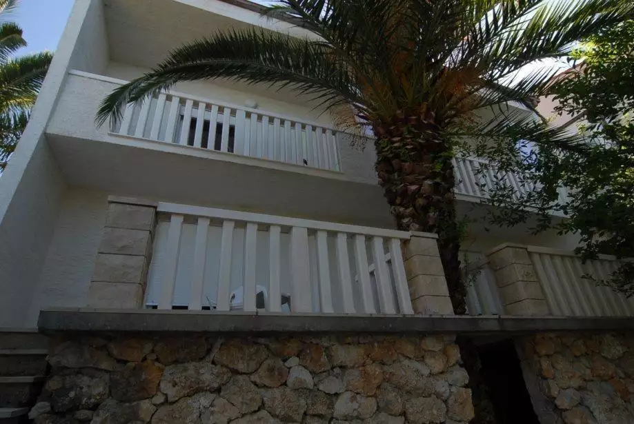 Villa 200m² in Croatia, Nemira. Priced at 1100000€ rent photo-14