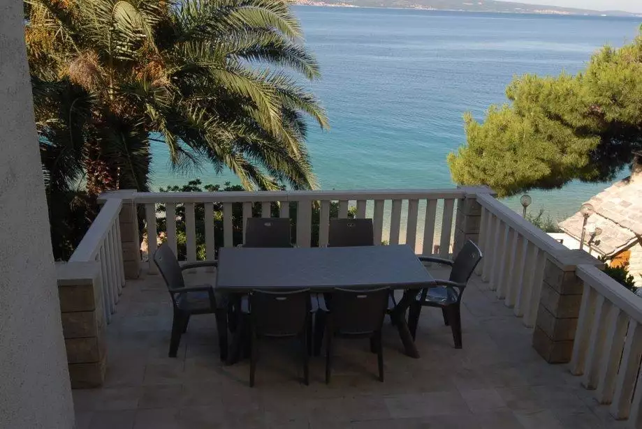 Villa 200m² in Croatia, Nemira. Priced at 1100000€ rent photo-18