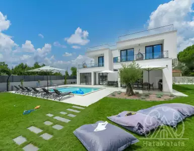 Buy in Croatia for 2200000€