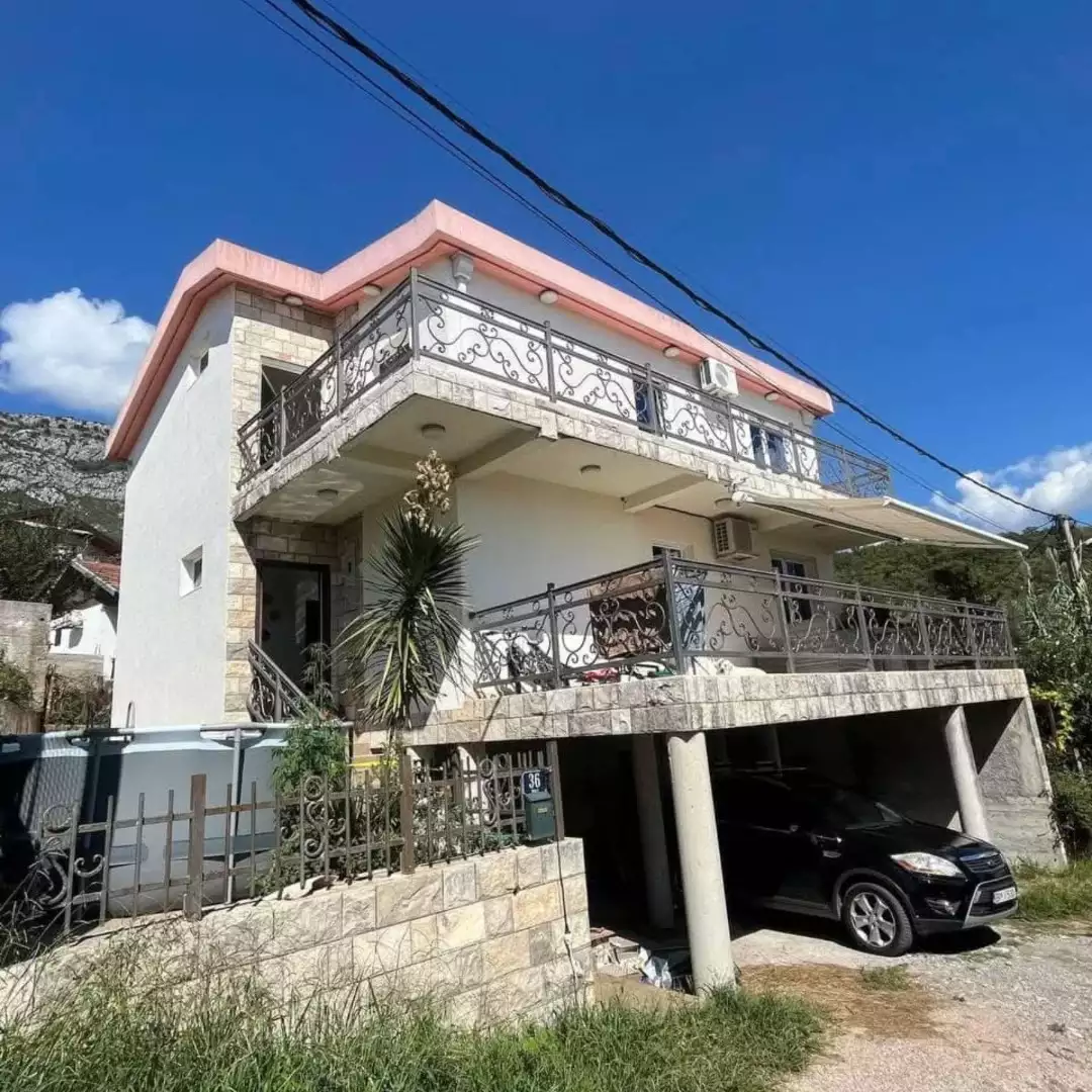 House 175m² in Montenegro, Bar. Priced at 210000€ rent photo-1