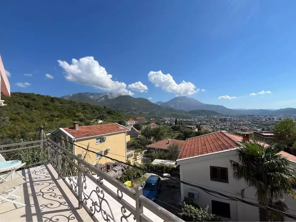House 175m² in Montenegro, Bar. Priced at 210000€ rent photo-4