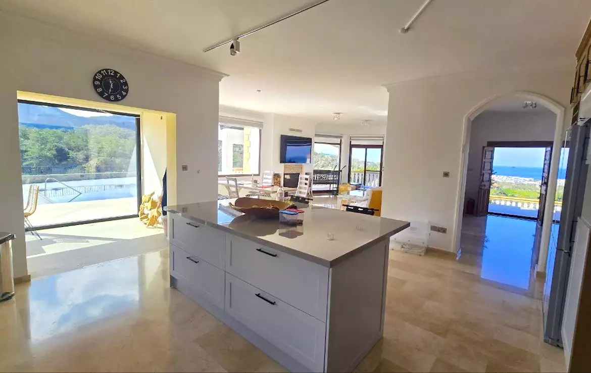 Villa 275m² in Cyprus, Esentepe. Priced at 620100€ rent photo-18