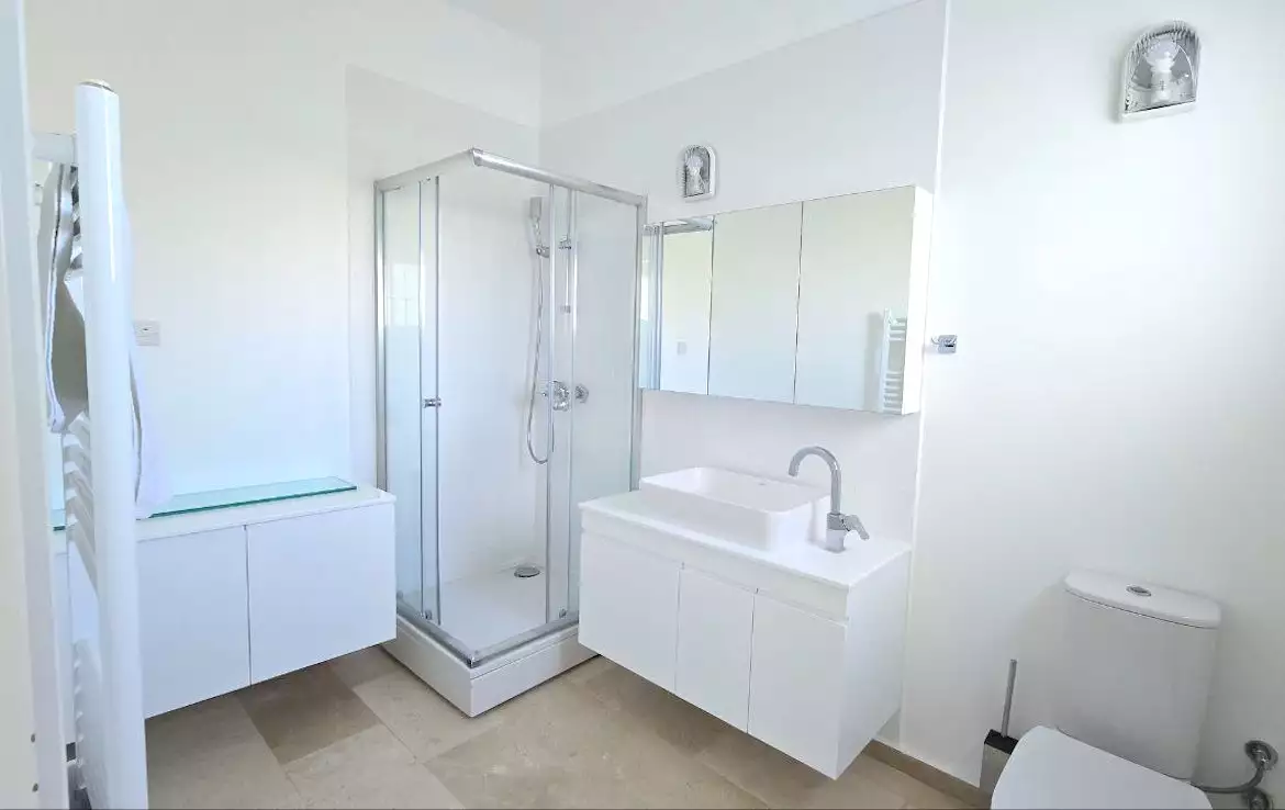 Villa 275m² in Cyprus, Esentepe. Priced at 620100€ rent photo-23