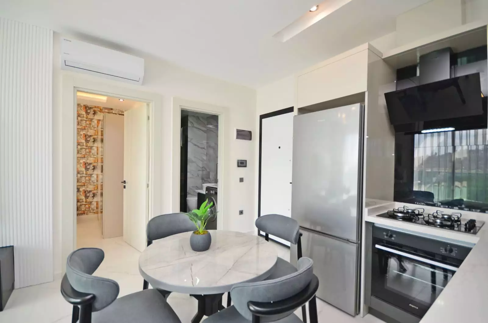 Flat 55m² in Turkey, Kargicak. Priced at 100000€ rent photo-18