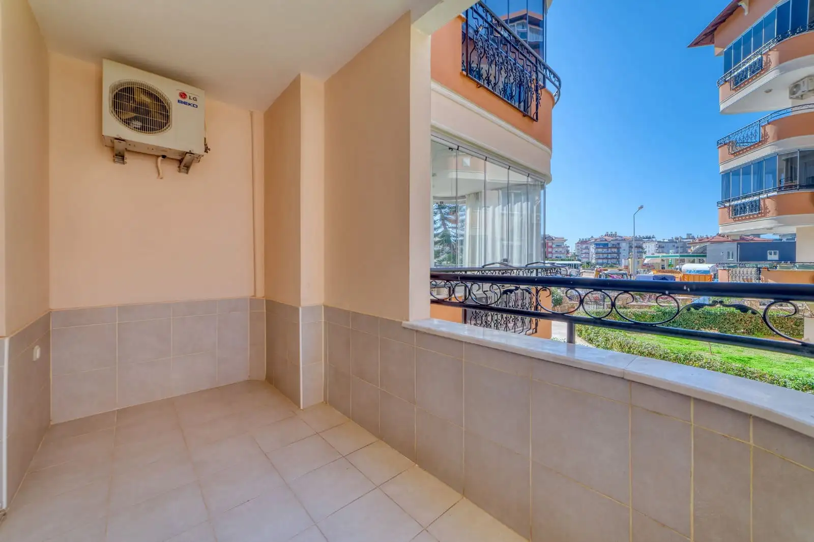 Flat 125m² in Turkey, Oba. Priced at 165000€ rent photo-29